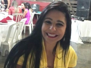 Thaíse Santana Freire Pinto foi encontrada morta em piscina de chácara em Paraúna, Goiás (Foto: Solange Franco/ Arquivo Pessoal)