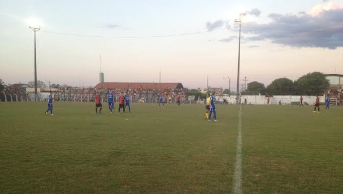 Vilhena e Pimentense se enfrentam no primeiro jogo da final do Sub-20 (Foto: Magda Oliveira)