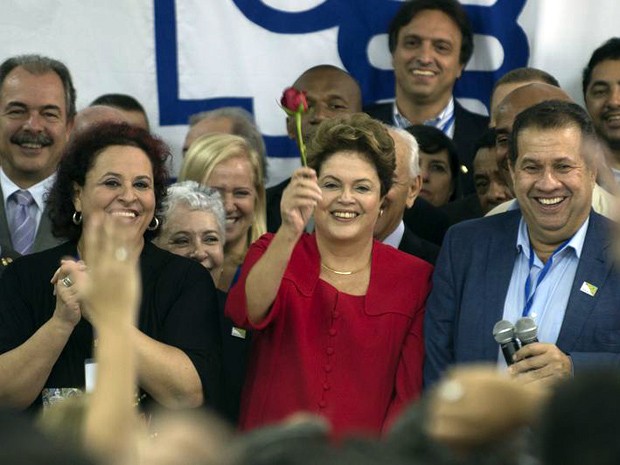 Dilma prestigia convenção nacional do PDT que oficializou apoio a sua tentativa de reeleição (Foto: Marcelo Camargo/Agência Brasil)