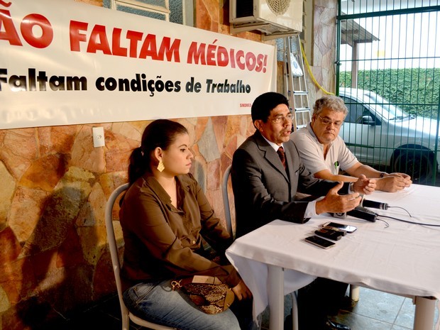 Coletiva Sindicato dos Médicos Acre (Foto: Veriana Ribeiro / G1)