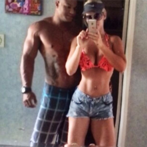 Denise Rocha e namorado (Foto: Instagram/Reprodução)