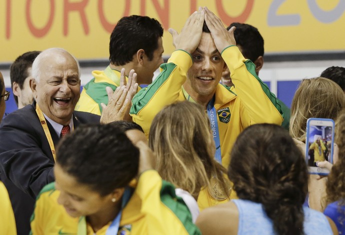 Thiago Pereira se torna o atleta com mais medalhas em Pan-Americanos (Foto: AP Photo/Mark Humphrey)