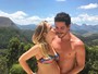 Vitória Frate exibe barrigão e dá beijo em Pedro Neschling: '31 semanas'