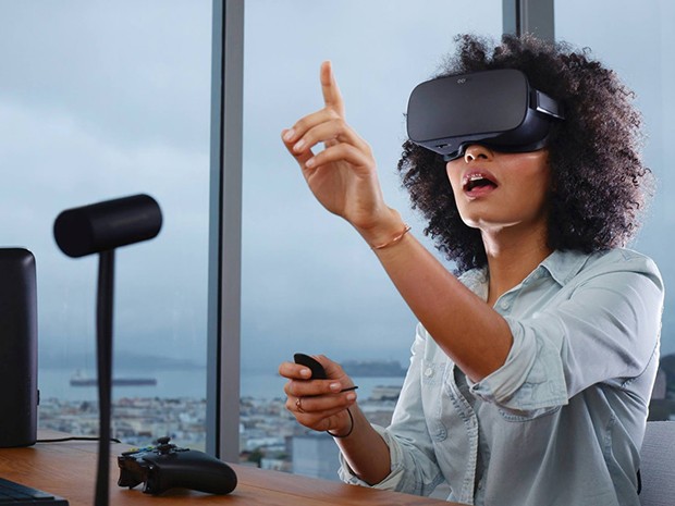  Versão final do Oculus Rift começou a ser emtregue a compradores nesta segunda-feira (28) (Foto: Divulgação/Oculus)