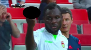Emmanuel Frimpong racismo Spartak Ufa (Foto: Reprodução / YouTube)