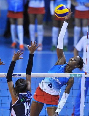 Osasco X San Martin - Sul-Americano de vôlei (Foto: João Pires/Fotojump)