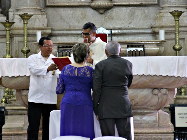 Marineves realizou sonho de casar na igreja aos 91 anos (Foto: Suelen Gonçalves/ G1 AM) Marineves realizou sonho de casar na igreja aos 91 anos (Foto: Suelen Gonçalves/ G1 AM)