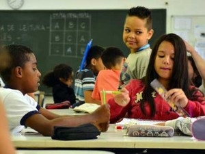 Base Nacional Curricular vai definir os que alunos aprendem e quando (Foto: ABr)