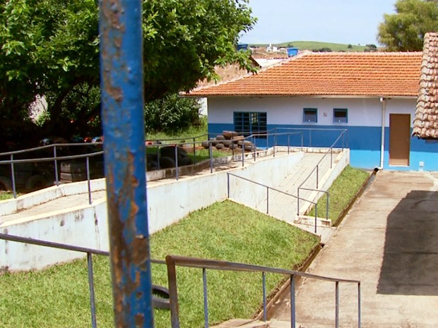 Escola negou que professores não tenham supervisionado trabalho de aluno em Campanha (Foto: Reprodução EPTV) Escola negou que professores não tenham supervisionado trabalho de aluno em Campanha (Foto: Reprodução EPTV)
