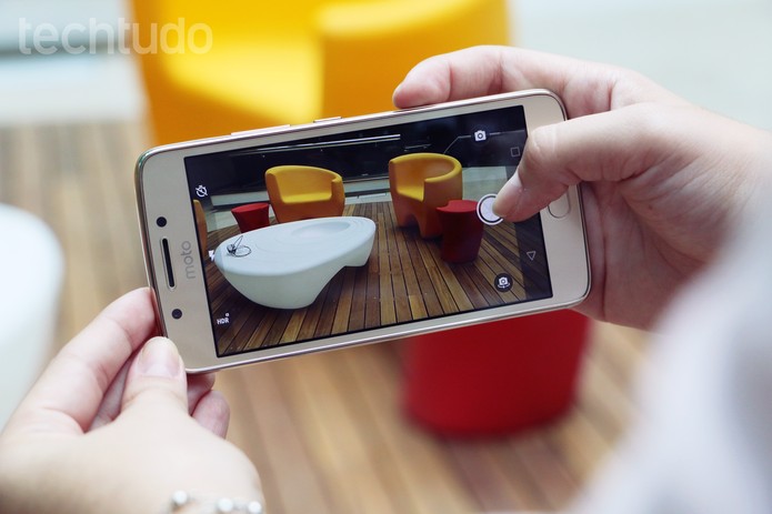Moto G5 (Foto: Anna Kellen Bull/TechTudo) Moto G5 (Foto: Anna Kellen Bull/TechTudo)