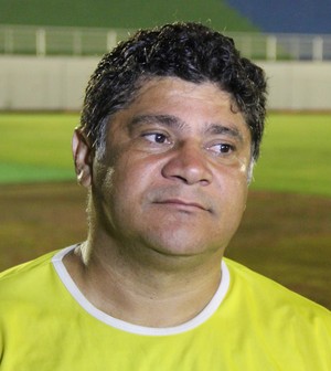 Célio Ivan, técnico do Plácido de Castro (Foto: João Paulo Maia)