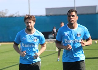 Grêmio treino Maxi Rodríguez Maicon Negueba Grêmio (Foto: Eduardo Deconto/GloboEsporte.com) Grêmio treino Maxi Rodríguez Maicon Negueba Grêmio (Foto: Eduardo Deconto/GloboEsporte.com)