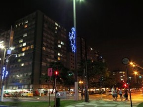 Get Cidade partido sob as decoracoes do mar Desktop Wallpaper Free