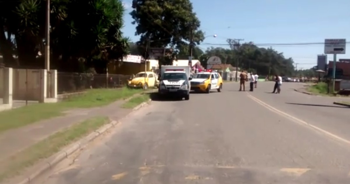 Resultado de imagem para Mulher é assaltada, pega carro e atropela bandido em Colombo