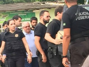 Neudo Campos é levado à sede da PF após se entregar no Comando de Policiamento da Capital (CPC) (Foto: Arquivo pessoal)