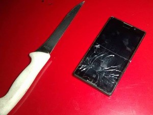 Suspeito usou facao para roubar celular em Piracicaba (Foto: Valter Martins/Piracicaba em alerta)