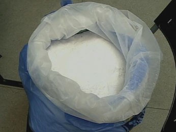 Polícia contou quase 18 kg de cocaína, em Petrolina (Foto: Reprodução / TV Grande Rio)