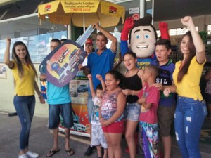 Ezequiel Ribeiro ganhou um Onix Hatch 1.0 no valor de 37 mil reais (Foto: Divulgação) Ezequiel Ribeiro ganhou um Onix Hatch 1.0 no valor de 37 mil reais (Foto: Divulgação)