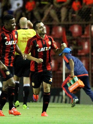 Diferença entre líder e oitavo lugar após nove rodadas é a menor desde 2003