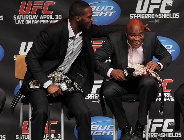 Jon Jones e Anderson Silva (Foto: Divulgação/UFC)