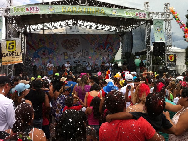 Bloco Baratinha faz apresentações no Parque da Cidade durante o carnaval (Foto: Káthia Mello/G1)