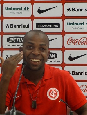 Sandro Silva Inter volante (Foto: Tomás Hammes / GLOBOESPORTE.COM)