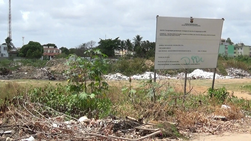 Terreno doado para construção do IFPE de Olinda não tem sinal de obras (Foto: Reprodução/TV Globo)