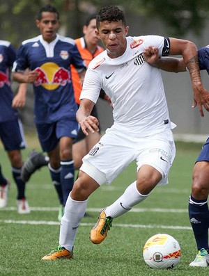 Fernando Medeiros Santos sub-15 RB Brasil (Foto: Pedro Ernesto Guerra Azevedo / Santos FC)
