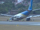 Avião de carga que fez pouso forçado é retirado da pista do aeroporto