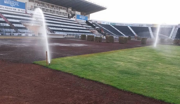 Com Inter parada, estádio de Limeira passa por nova mudança de gramado