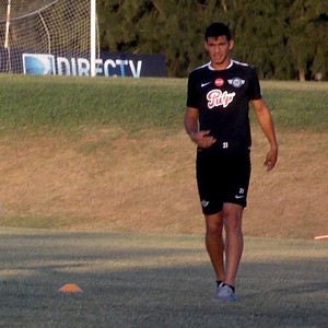 Torcida, fronteira e Gamarra mostram ligação antiga de Balbuena com Timão