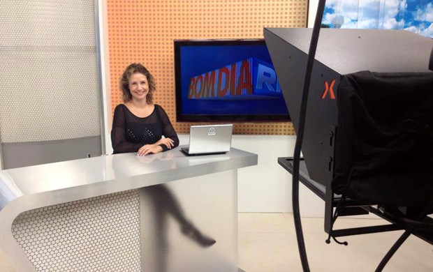Jornalista Michelle Rincon está de volta ao Bom Dia RN (Foto: Francisco Júnior/G1)