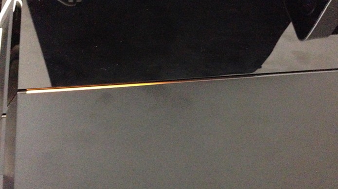A luz laranja piscando indica que seu PlayStation 4 está com um problema no Rest Mode (Foto: Just Push Start)
