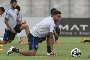 Corinthians leva 23 jogadores para a partida contra o Oeste; veja a lista