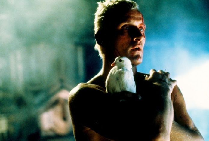 A realidade com seres artificiais chamados Replicantes, no filme Blade Runner, inspirou o jogo brasileiro (Foto: Divulgação)