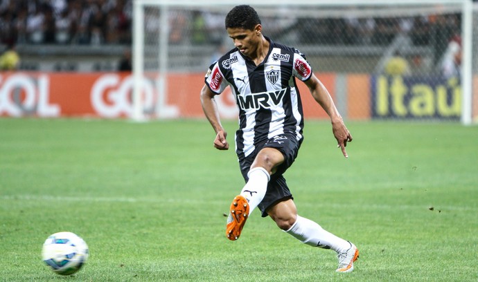 Douglas Santos, lateral do Atlético-MG (Foto: Bruno Cantini/CAM)
