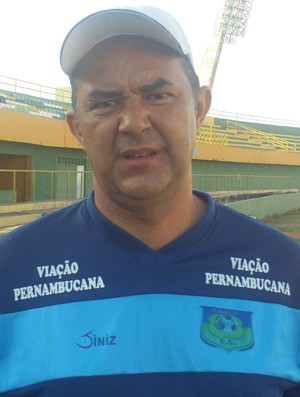 Roni Araújo é o novo treinador do Santa Cruz-RN (Foto: Crato Esporte Clube / Divulgação)