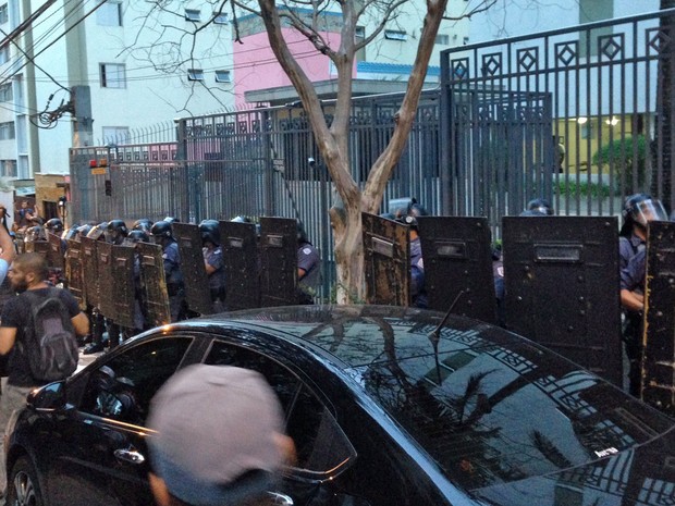 prédio Haddad MPL manifestação (Foto: Marcelo Mora/G1) prédio Haddad MPL manifestação (Foto: Marcelo Mora/G1)