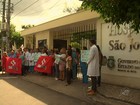 No CE, servidores do Hospital São José param por atraso nos salários
