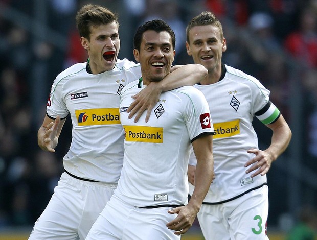  Havard Nordtveit Juan Arango Filip Daems Borussia Moenchengladbach gol Eintracht Frankfurt (Foto: Agência Reuters)