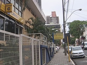 Funcionários dos Correios aderem à greve em Bauru.  (Foto: reprodução/TV Tem)