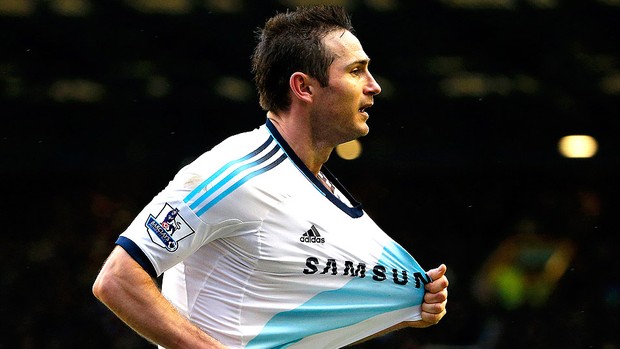 Lampard comemora gol do Chelsea contra o Everton (Foto: Reuters)