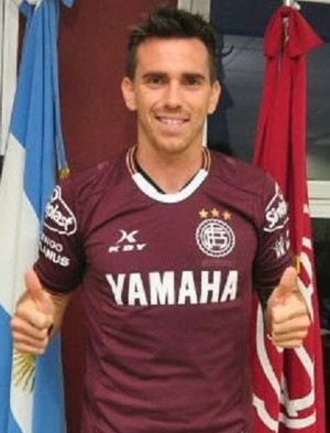 Mouche Lanus (Foto: Reprodução/Twitter) Mouche Lanus (Foto: Reprodução/Twitter)