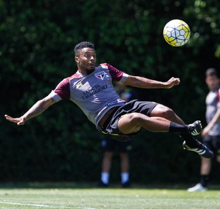 Michel Bastos São Paulo (Foto: Marcelo D. Sants/ Framephoto / Agência Estado) Michel Bastos São Paulo (Foto: Marcelo D. Sants/ Framephoto / Agência Estado)
