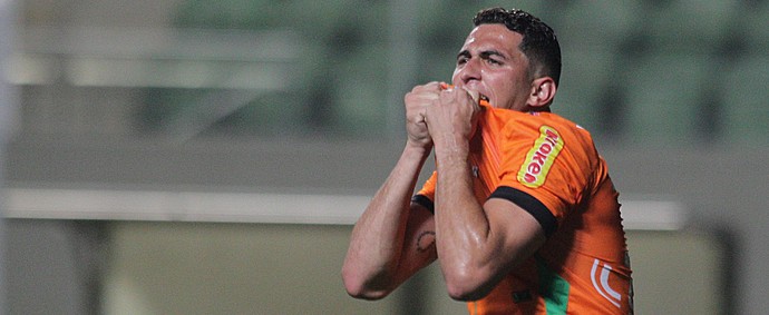 Danilo; América-MG x Fortaleza (Foto: Estadão Conteúdo)