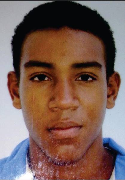 Tiago Sampaio Barbosa tinha 16 anos  (Foto: Divulgação/ Polícia Civil)