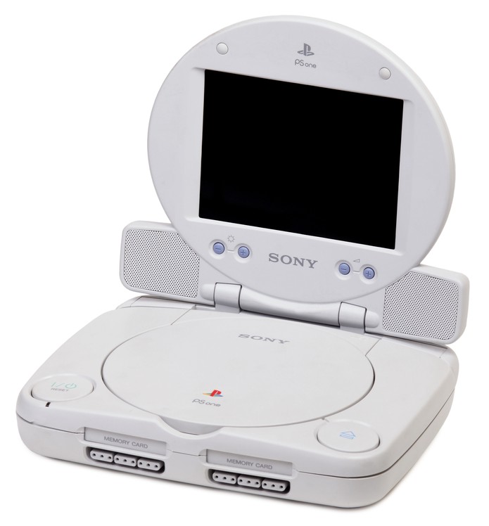 [Sony] PlayStation 1 completa 20 anos; veja as maiores curiosidades do console Curiosidades-playstation-one-tela-lcd