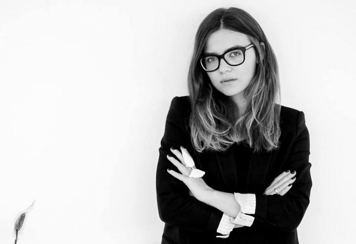 Anastasia Deeva tem 24 anos e foi nomeada vice-ministra (Foto: Reprodução/Facebook) Anastasia Deeva tem 24 anos e foi nomeada vice-ministra (Foto: Reprodução/Facebook)