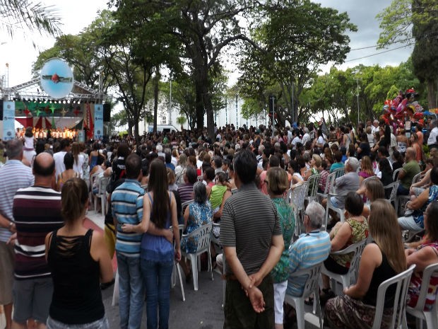 População esteve presente em peso na edição deste ano do "Vozes de Natal". (Foto: Natália de Oliveira/G1)