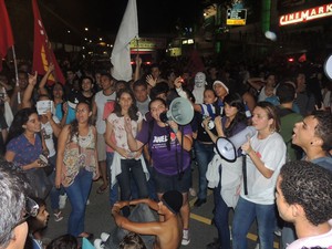 Protesto do movimento Revolta do Busão (Foto: Felipe Gibson/G1)